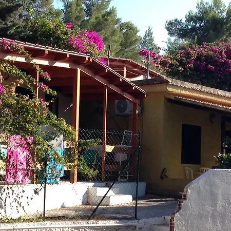 Vakantiepark Villaggio Club Baia Di Paradiso 3*
