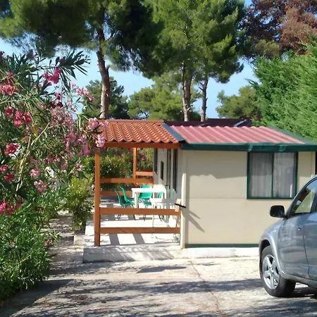 Villaggio Club Baia Di Paradiso Vakantiepark 3*
